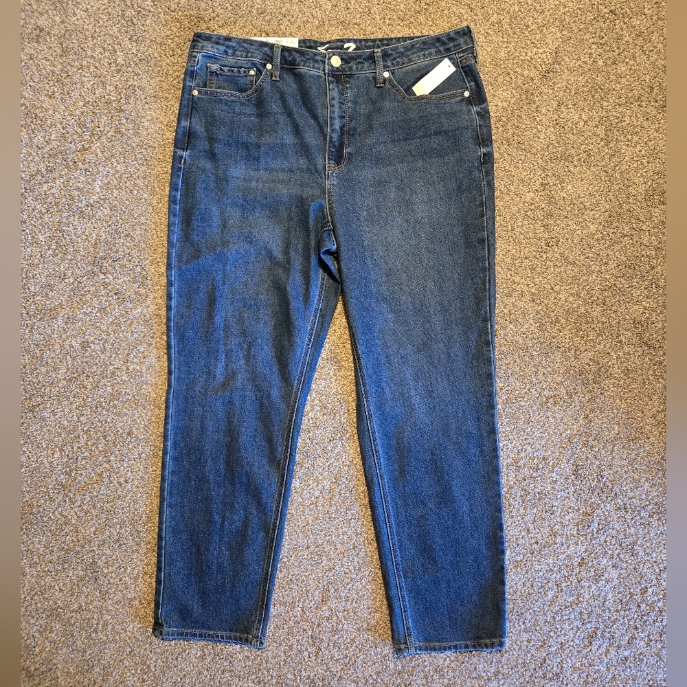 Brand new!! NWT stretchy Seven7 blue denim high rise straight leg jeans size 16